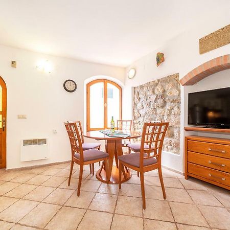 באסקה Mediterranean Apartment Korina מראה חיצוני תמונה